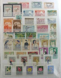 Nord-Vietnam, kleine Sammlung, dabei auch ungezähnte Ausgaben, ...