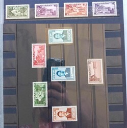 Südvietnam 1949-1975, postfrische Teil-Sammlung mit besseren Werten, ...