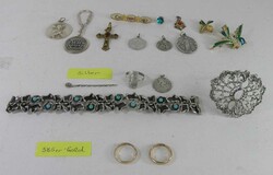 550.70: Jewelry, Lots