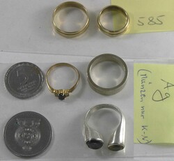 550.70: Jewelry, Lots
