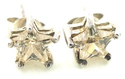 550.60: Schmuck, Ohrschmuck