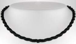 550.30: Schmuck, Ketten / Colliers / Anhänger