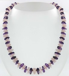 550.30: Schmuck, Ketten / Colliers / Anhänger