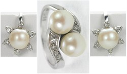 550.90: Schmuck, Sets