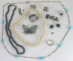 550.90: Schmuck, Sets