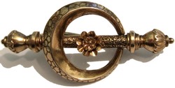 550.40: Schmuck, Broschen / Nadeln