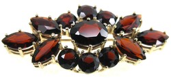 550.40: Schmuck, Broschen / Nadeln