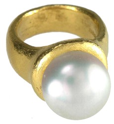 550.10: Schmuck, Ringe