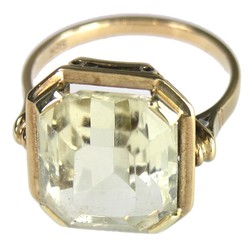 550.10: Schmuck, Ringe