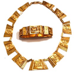 550.90: Schmuck, Sets