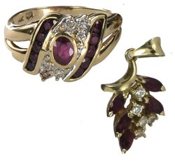 550.90: Schmuck, Sets