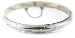 550.20: Schmuck, Armreife/Armbänder