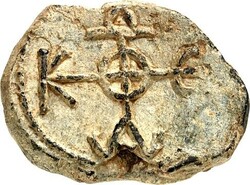 BYZANTINISCHE BLEISIEGEL. Theophylaktos um 680/730. Pb-Siegel 23/31mm ...