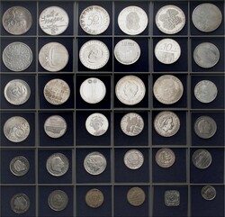 NIEDERLANDE. LOTS. Gedenkmünzen 50 Gulden 1982, 1984, 1987, 1988, ...