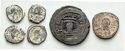 BYZANZ. BRONZEMÜNZEN. 8 Bronze- Münzen: (5./11.Jh.) Anastasius ...