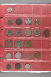 WORLD, collection in 12 albums with mainly common material and some ...