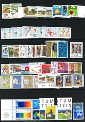 Frankaturware (ohne MwSt.): Lot mit 18 Jahres-Serien ab  1996-2013 je ...