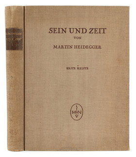 Heidegger, Sein und Zeit.