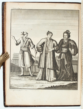 Crasset, Eglise du Japon. 2 Bde.