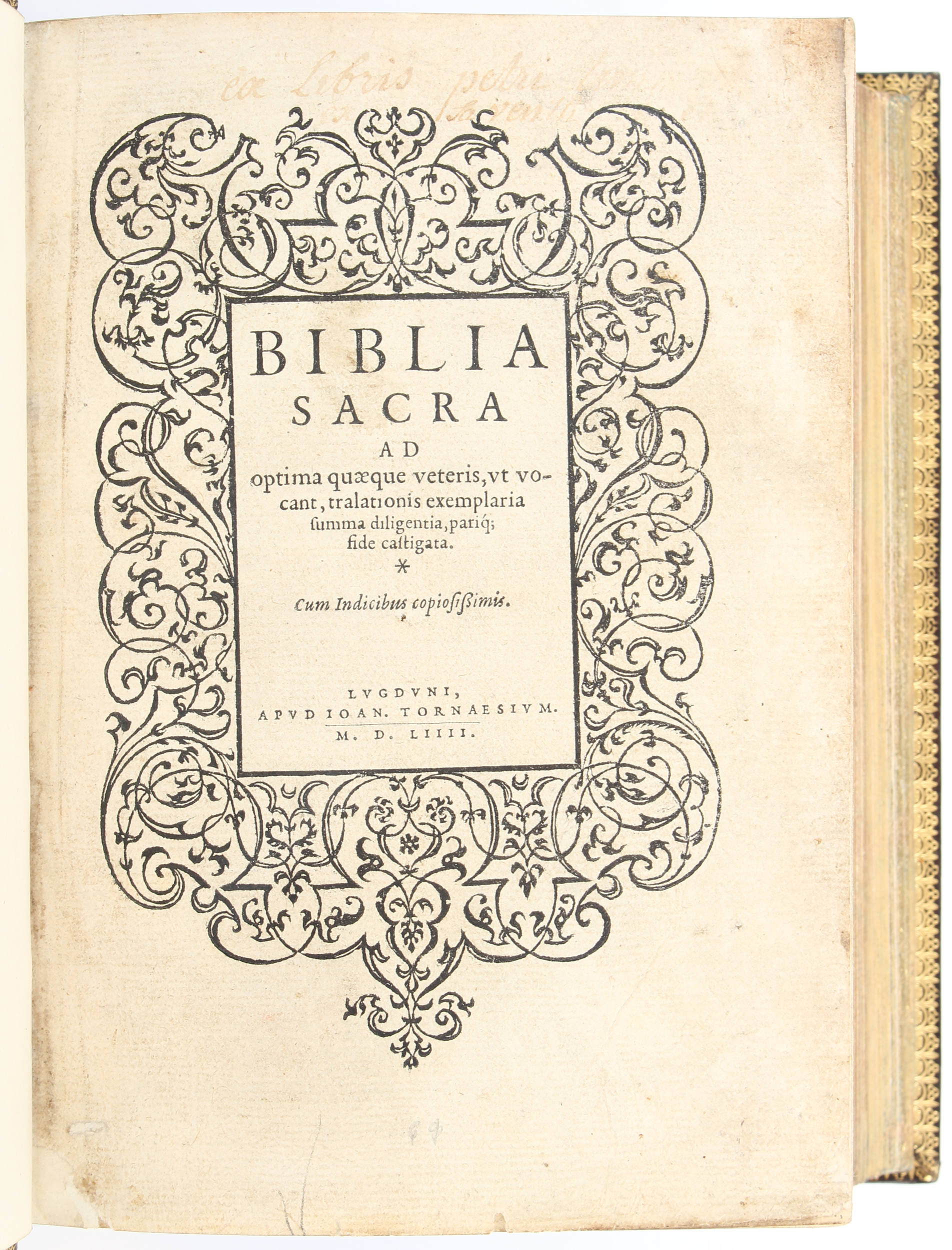 Biblia latina. Lyon 1554