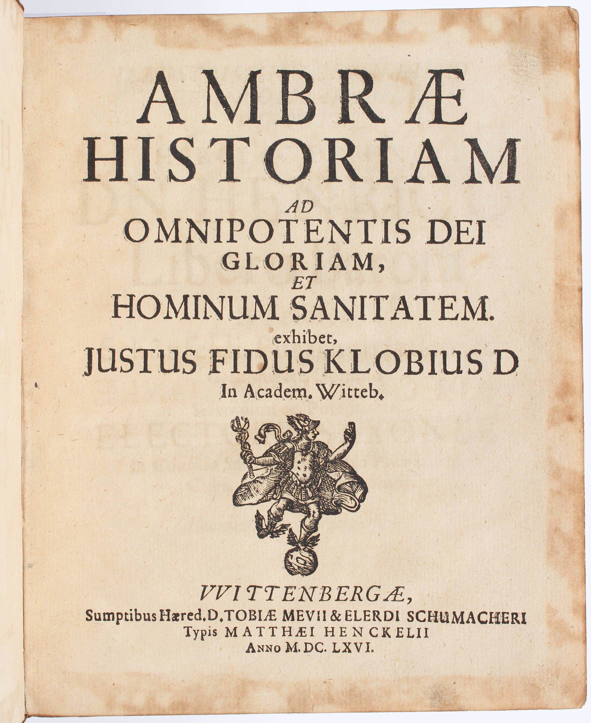 Klobius, Ambrae historiam