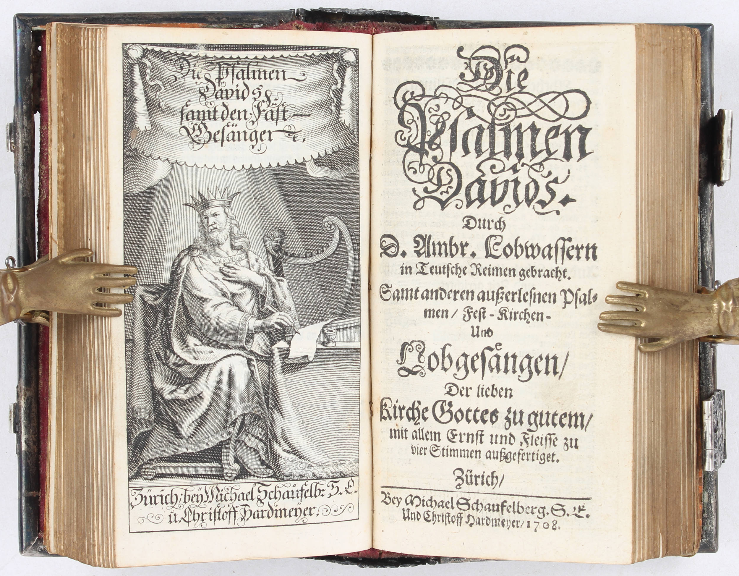 Silbereinband mit Figuren, 18. Jh. (Geistliches Haus-Buch)