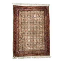 750: Carpets, Textiles