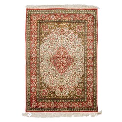 750: Tapis, textiles