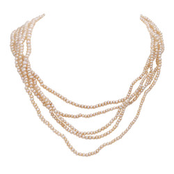 550.30: Schmuck, Ketten / Colliers / Anhänger