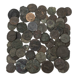 Roman Antiquity - A good 60 copper/bronze coins, mostly late Roman ...