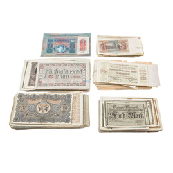 Deutschsprachiger Raum / Banknotenkonvolut 425 Scheine Darunter ...