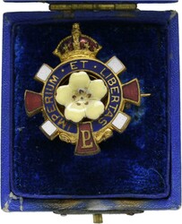 Konvolut von 15 Stk. Miniaturen: Imperial Service Orden Silber ...