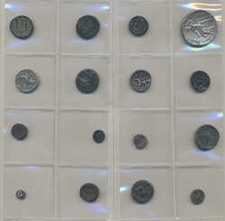 Ancient, Greek coins, Lot. 33 coins from various areas and in ...