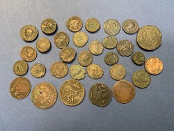 Ancient, Roman Empire, Lot. Mostly bronze coins from the Roman Empire ...