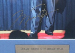 Autographs Signed photographs comprising Michael Jordan, Hakeem ...