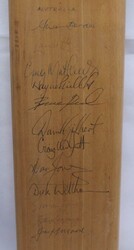 1985-86 Australia v India 'County' cricket bat signed by Australia on ...