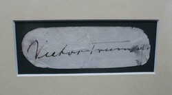 VICTOR TRUMPER: Attractive display comprising signature on-piece ...