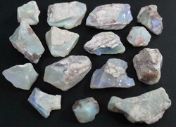 Andamooka (SA) rough, 158 grams; plus Moonta natural copper nugget ...