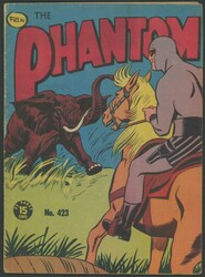 THE PHANTOM: collection of issues (610) from #364 to #1904 including ...