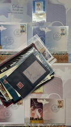 AREA ITALIANA Insieme formato da foglietto "Maccari" non piegato, ...