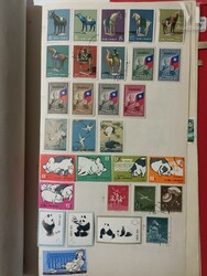 CHINE et HONG-KONG. Petite collection des origines à 1961 Ø,*. A ...