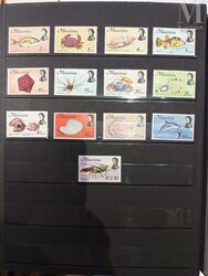 Un carton ensemble de Blocs de 4, une feuille période 1950-1970 de ...