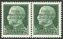 Sans "t" à Fascista. No 4a en paire avec normal. - TB (Certificat ...