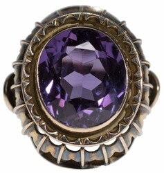 550: Jewellery