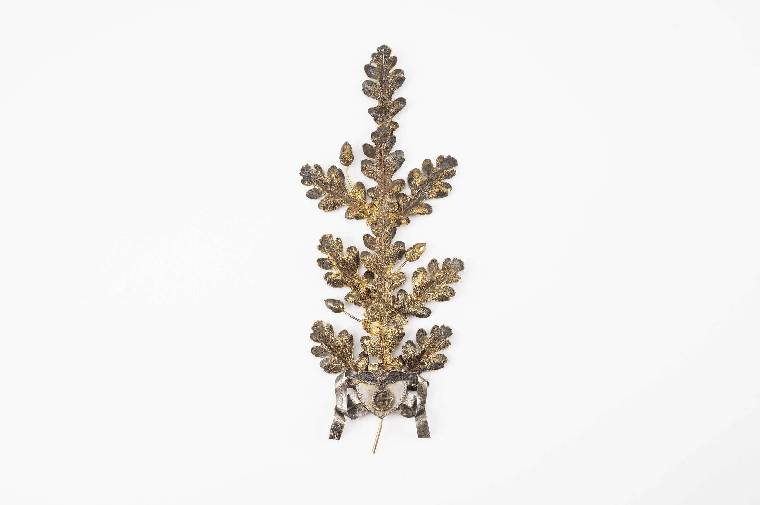 210.10: History, german