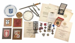 210.10: History, german