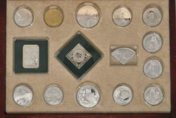 Set bestehend aus 11x 10 und 3x 20 Zloty sowie einer Silbermedaille, ...