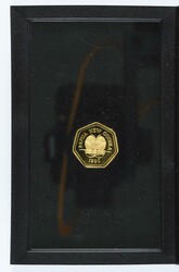 100 Kina, Gold, 1990, KM 29, Fb. 12, in Folder, PP.  Automatically ...