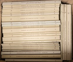 Numismatica Ars Classica, Konvolut von 42 Katalogen aus demZeitraum ...