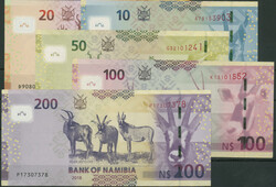 Namibia, Lot 5 St.: 10 und 20 Namibia Dollars 2015 (I), 50 ...